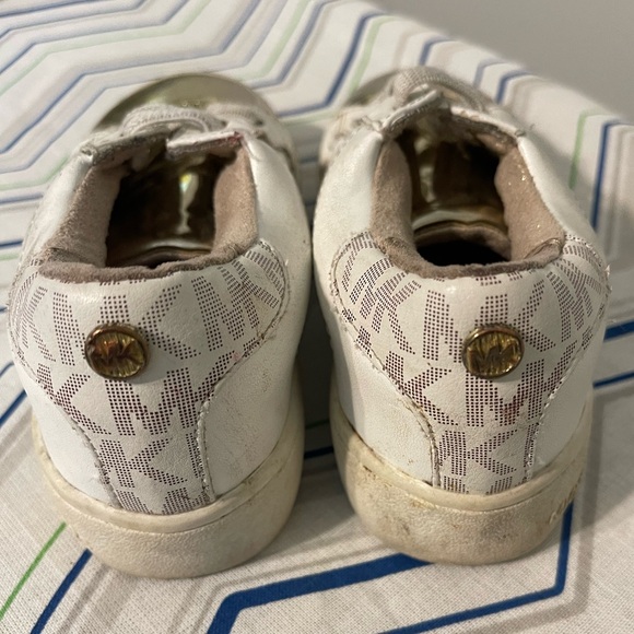 Michael Kors - Picture 3 of 4